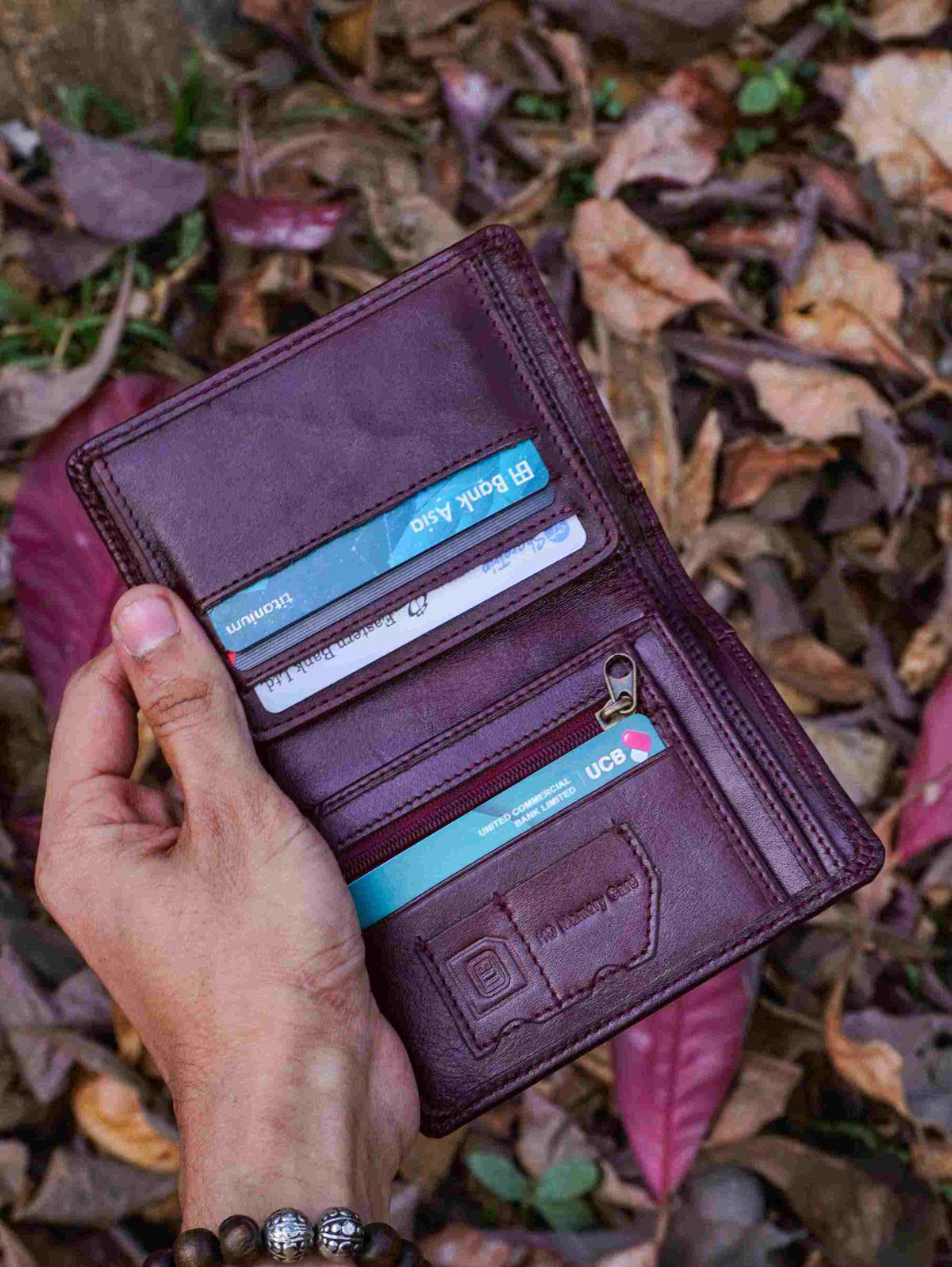 Premium Genuine Leather Wallet with ID Window Card Slots & Zipper Coin Pocket